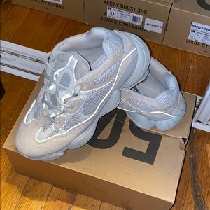 Yeezy 500 Salt